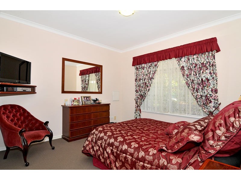 28 Woodview Way, Barragup WA 6209