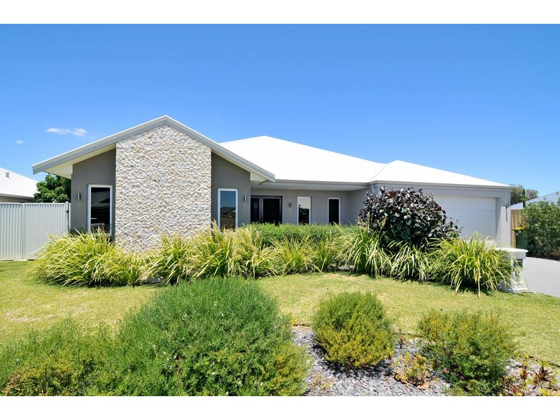 29 Addingham Blvd, Madora Bay WA 6210