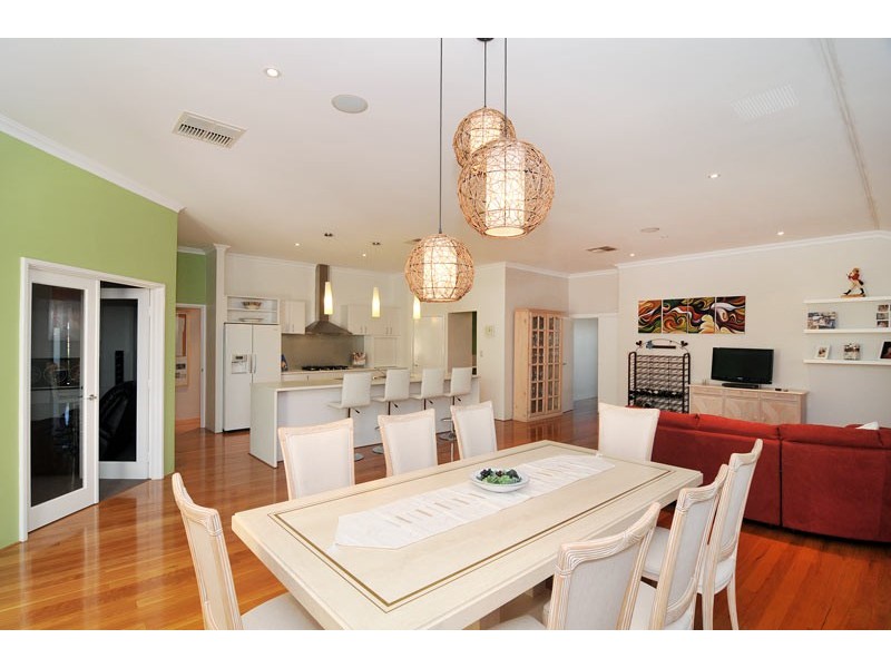 29 Addingham Blvd, Madora Bay WA 6210