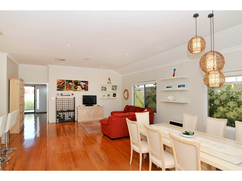 29 Addingham Blvd, Madora Bay WA 6210