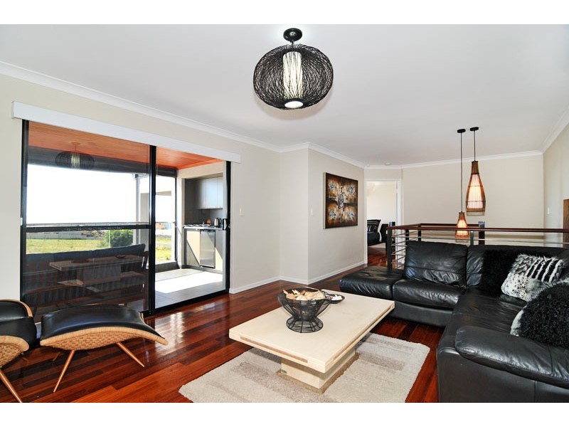 9 Spoonbill Retreat, Wannanup WA 6210