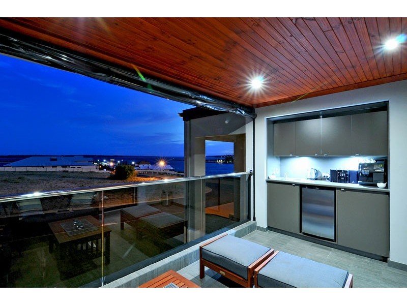 9 Spoonbill Retreat, Wannanup WA 6210