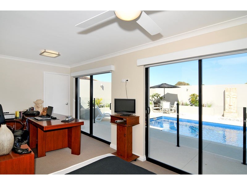 9 Spoonbill Retreat, Wannanup WA 6210