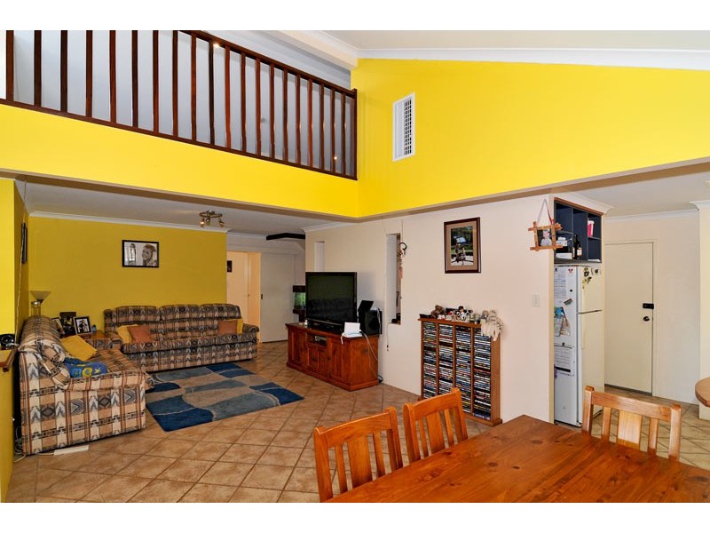 28 Wellya Crescent, South Yunderup WA 6208