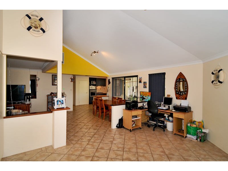 28 Wellya Crescent, South Yunderup WA 6208