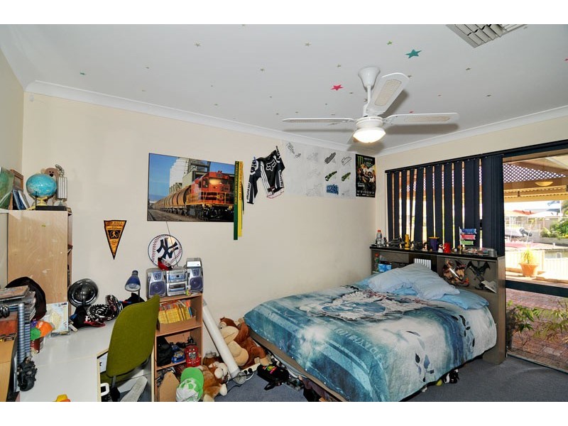 28 Wellya Crescent, South Yunderup WA 6208