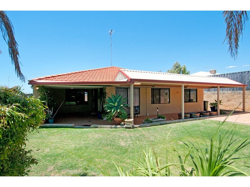 6 The Ridge, Halls Head WA 6210