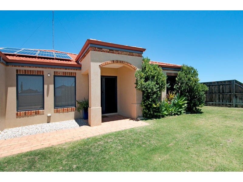 6 The Ridge, Halls Head WA 6210