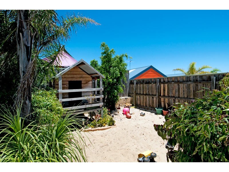 6 The Ridge, Halls Head WA 6210