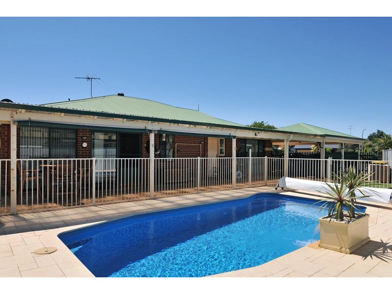 3 Turnberry Close, Meadow Springs WA 6210