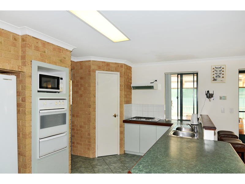 3 Turnberry Close, Meadow Springs WA 6210