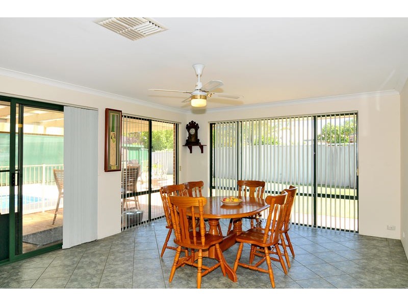 3 Turnberry Close, Meadow Springs WA 6210