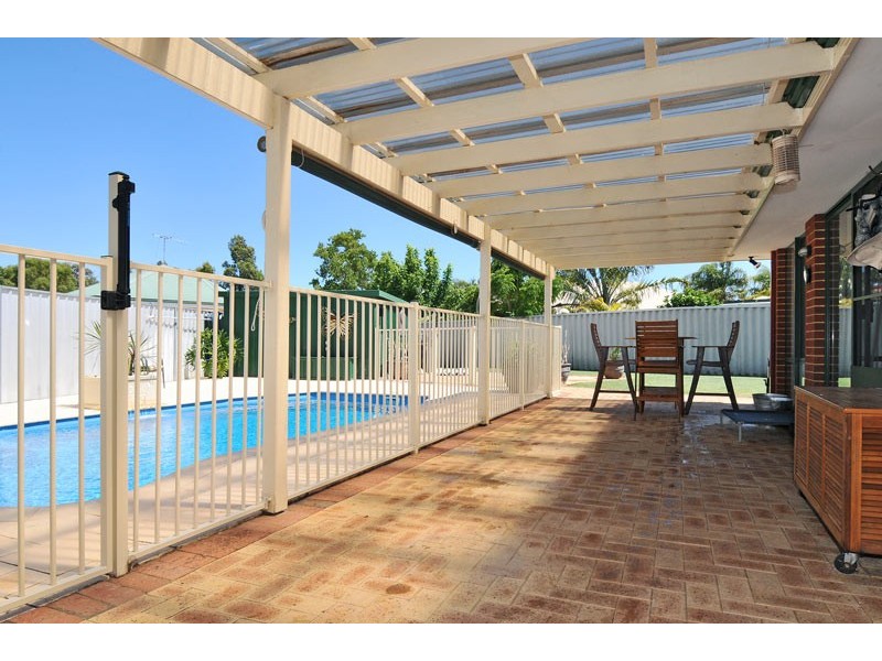 3 Turnberry Close, Meadow Springs WA 6210