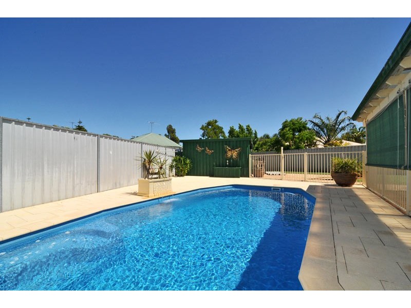 3 Turnberry Close, Meadow Springs WA 6210