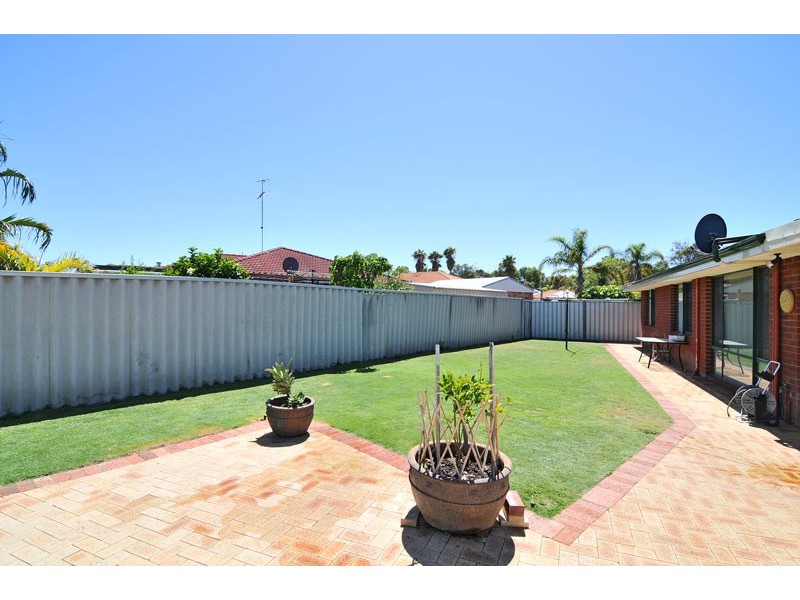 3 Turnberry Close, Meadow Springs WA 6210