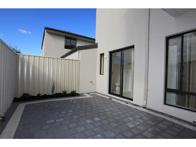 1/13 Clyde Place, Mandurah WA 6210