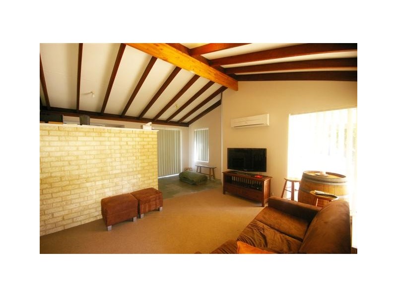 1/3 Nalya Court, Coodanup WA 6210