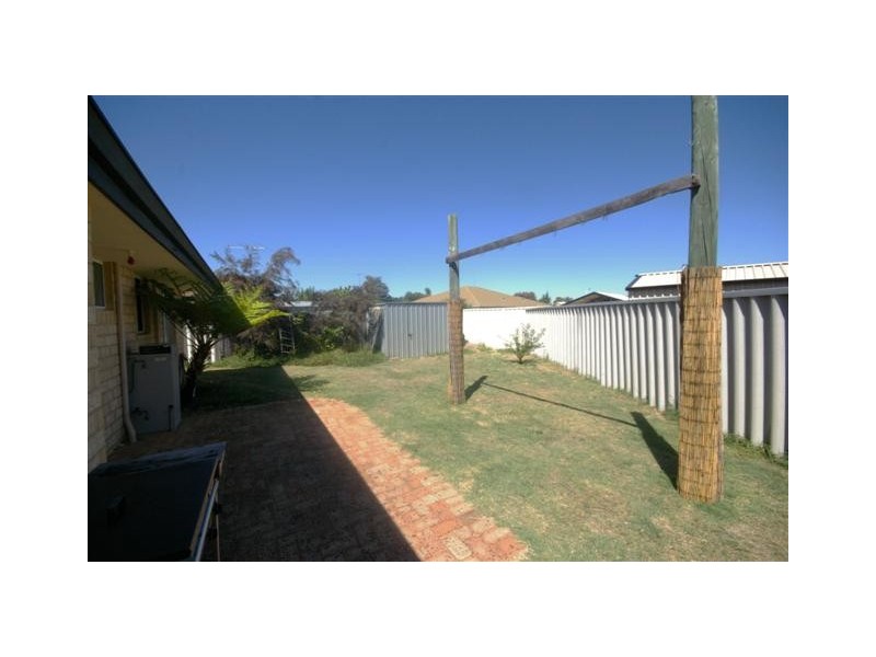 1/3 Nalya Court, Coodanup WA 6210