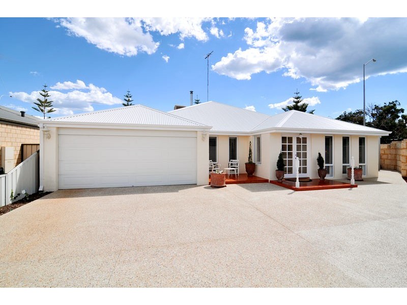 30 Sulina Rise, Falcon WA 6210