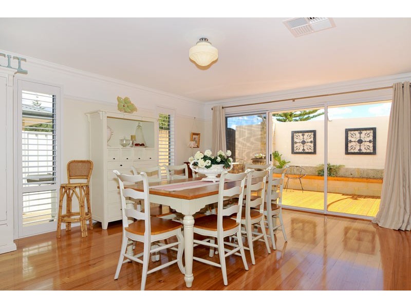 30 Sulina Rise, Falcon WA 6210