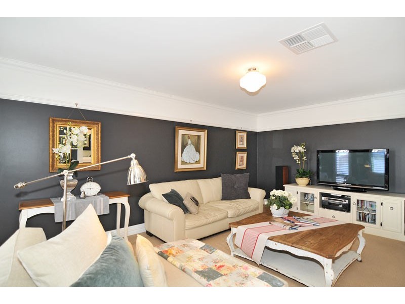 30 Sulina Rise, Falcon WA 6210