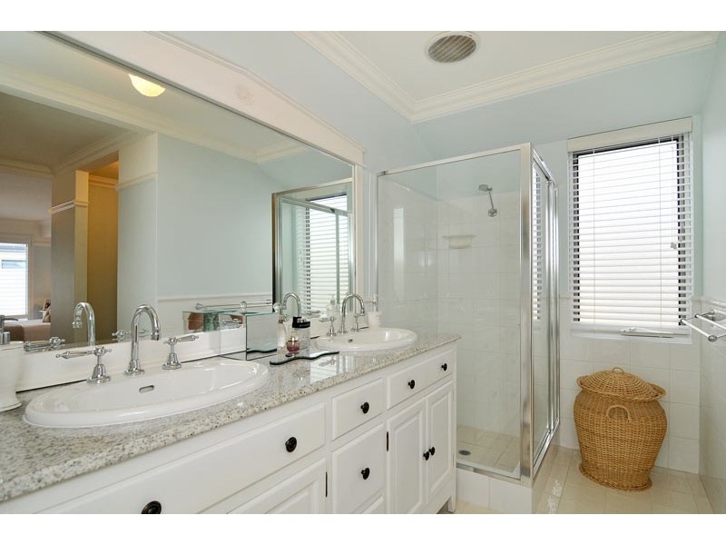 30 Sulina Rise, Falcon WA 6210