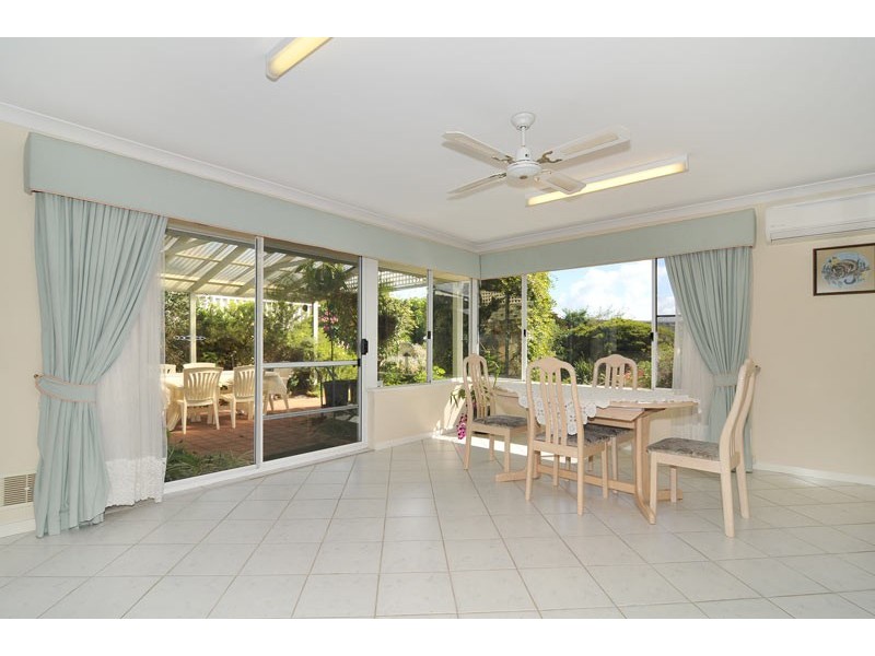 5 Waxberry Close, Halls Head WA 6210