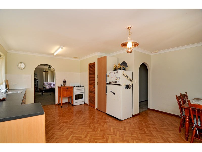24 Cornwallis Rd, Madora Bay WA 6210