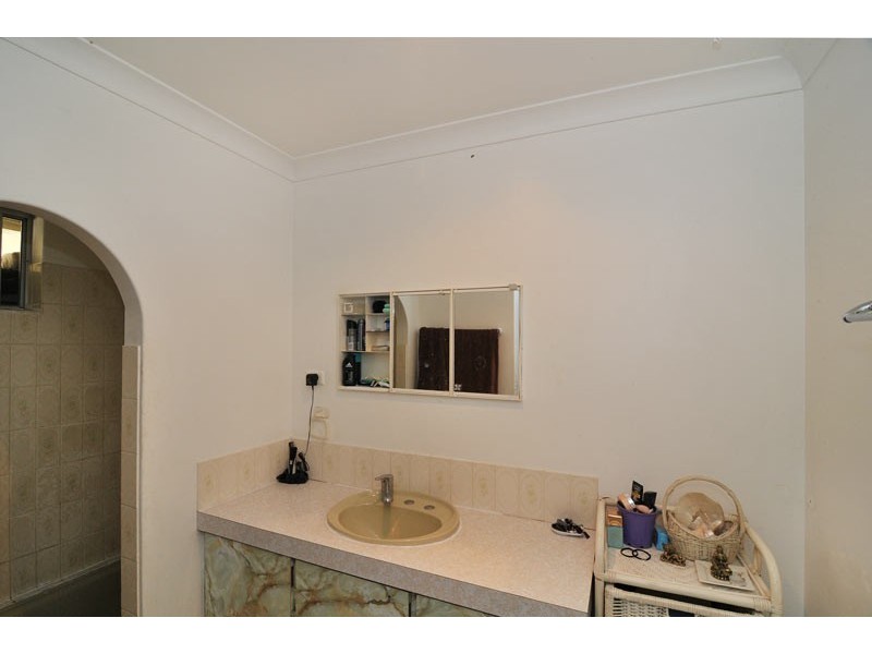 24 Cornwallis Rd, Madora Bay WA 6210