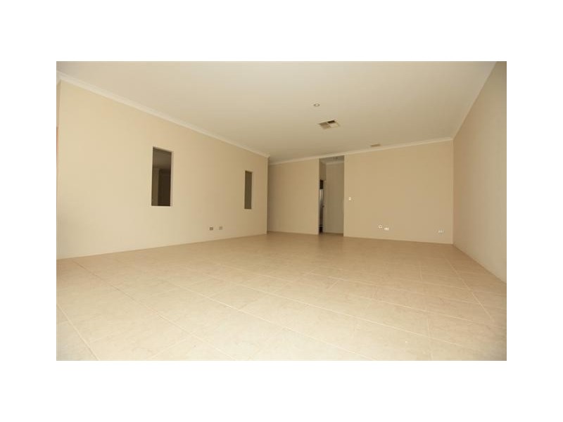 5 Calytrix Way, Halls Head WA 6210