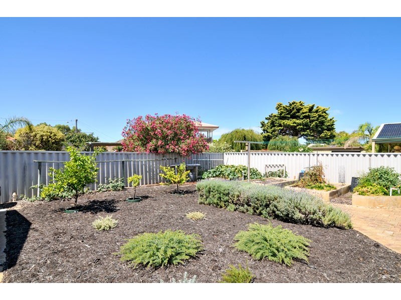 11 Jannali Way, San Remo WA 6210