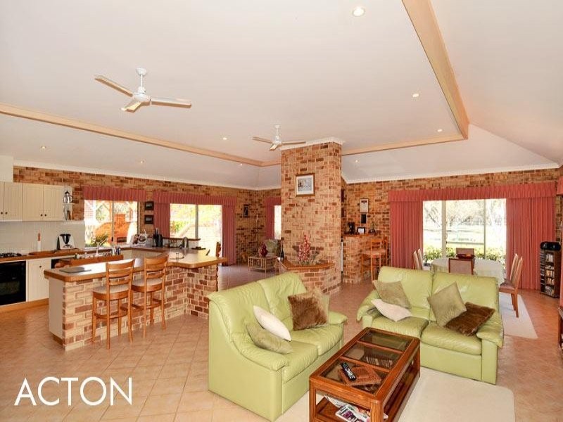 45 Blue Gum Way, South Yunderup WA 6208