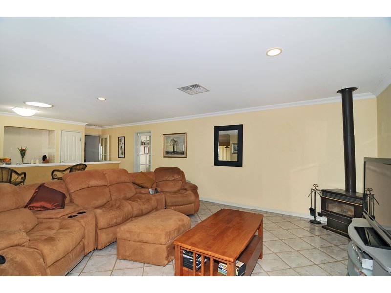 20 Wardell Loop, Dudley Park WA 6210