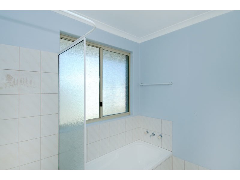 2/10 Coppercups Place, Halls Head WA 6210