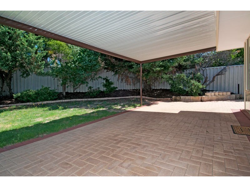 2/10 Coppercups Place, Halls Head WA 6210