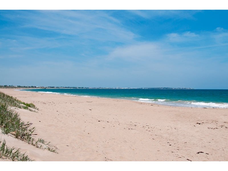 5 Lochinvar St, Madora Bay WA 6210