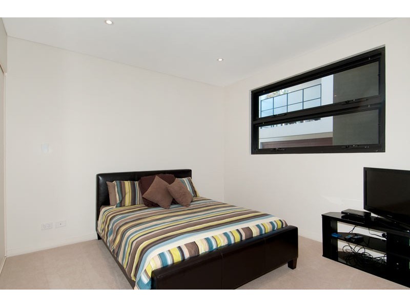 5/24 Oversby Street, Halls Head WA 6210