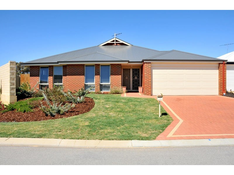 1 Varia Way, Halls Head WA 6210