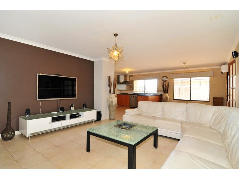 15 Sulina Rise, Falcon WA 6210