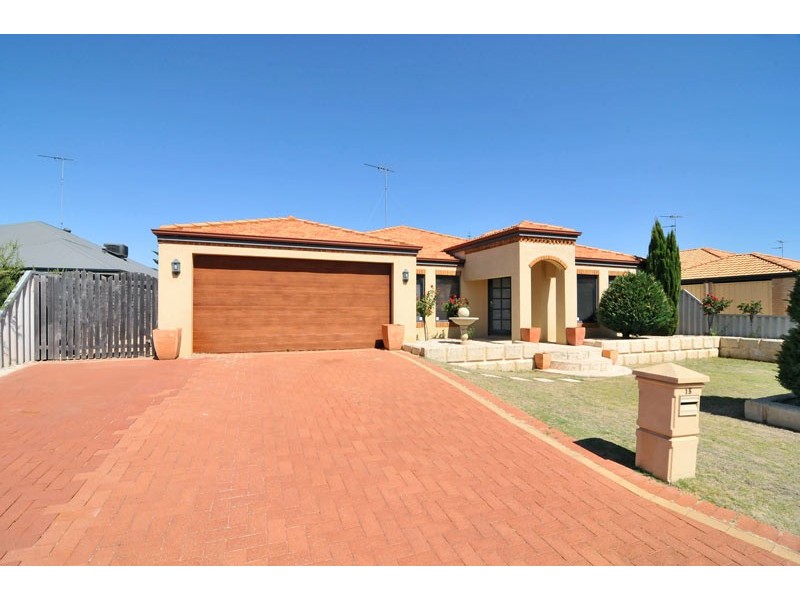 15 Sulina Rise, Falcon WA 6210