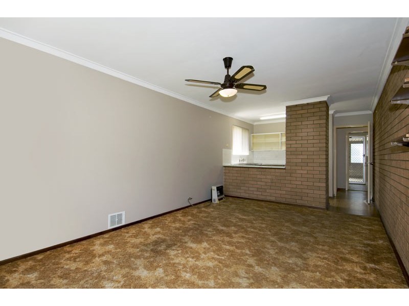 2/6 Blakeley Street, Mandurah WA 6210