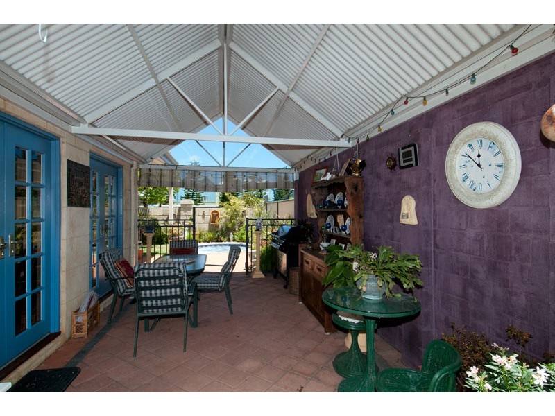 32 San Marco Quays, Halls Head WA 6210