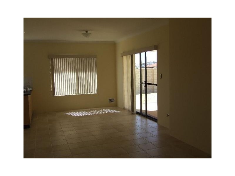 22 Murrin Loop, Lakelands WA 6180