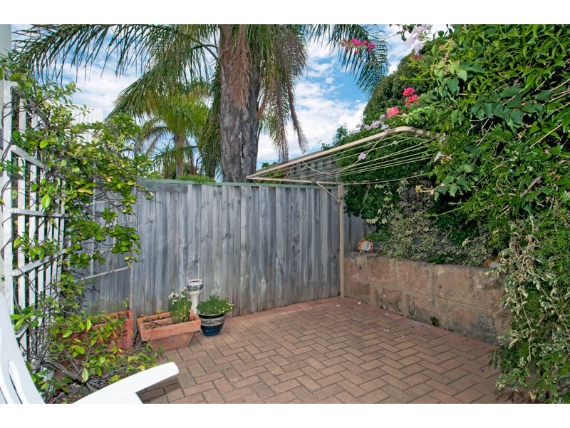 3/3 Leslie Street, Dudley Park WA 6210