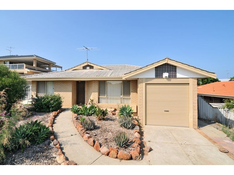 17 Seawind Drive, Silver Sands WA 6210