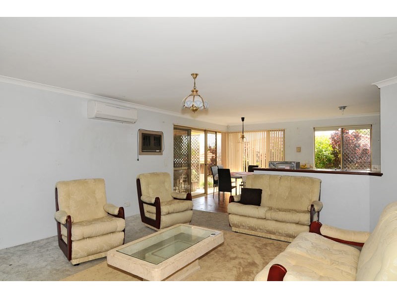17 Seawind Drive, Silver Sands WA 6210
