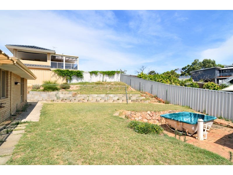 17 Seawind Drive, Silver Sands WA 6210