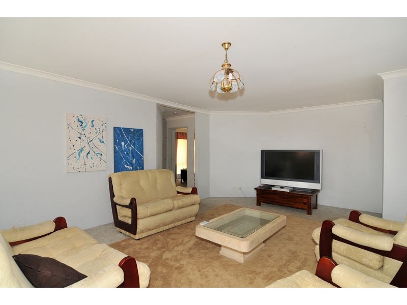 17 Seawind Drive, Silver Sands WA 6210