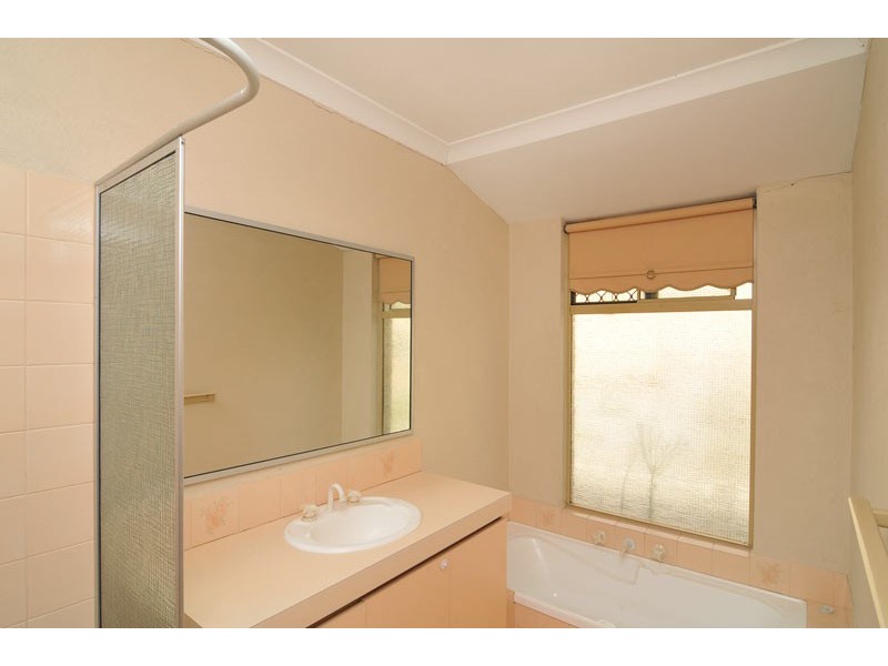 17 Seawind Drive, Silver Sands WA 6210