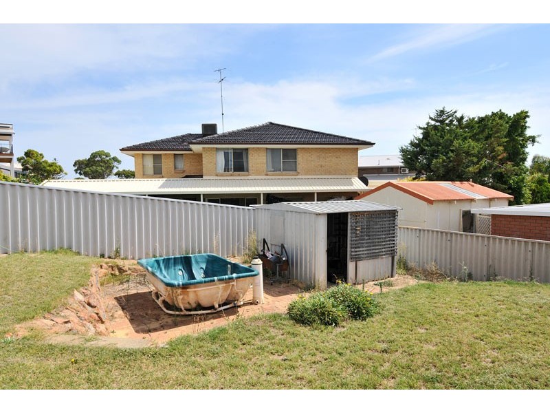 17 Seawind Drive, Silver Sands WA 6210